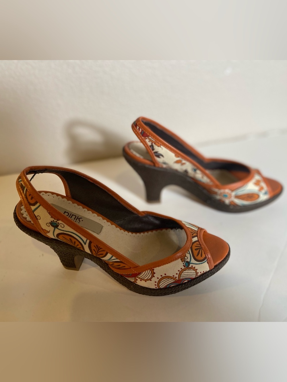 Pink Studio~Colorful Floral Pattern~Peep Toe~Slingback~Weave Wedge Heel~Size 6.5 - Picture 5 of 15